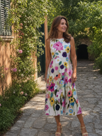 Flory | Vestido midi con estampado floral, sin mangas y cuello redondo
