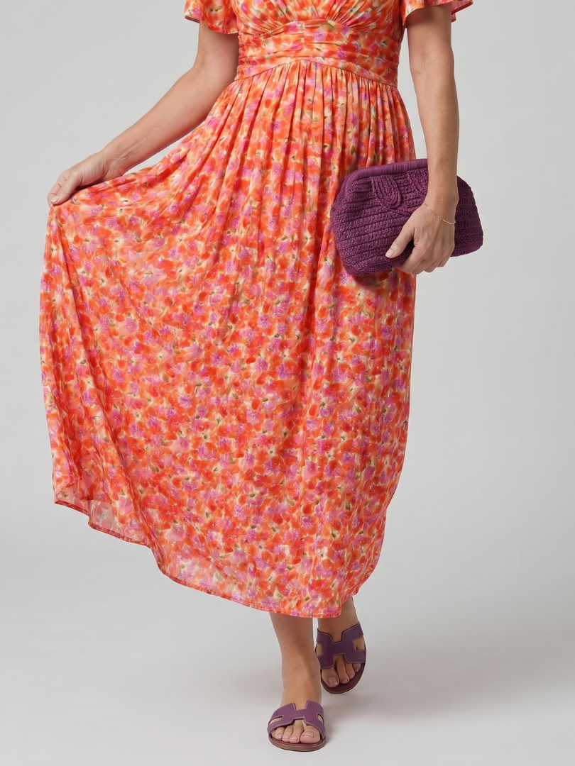 Juna | Vestido midi con estampado de florecitas y manga corta