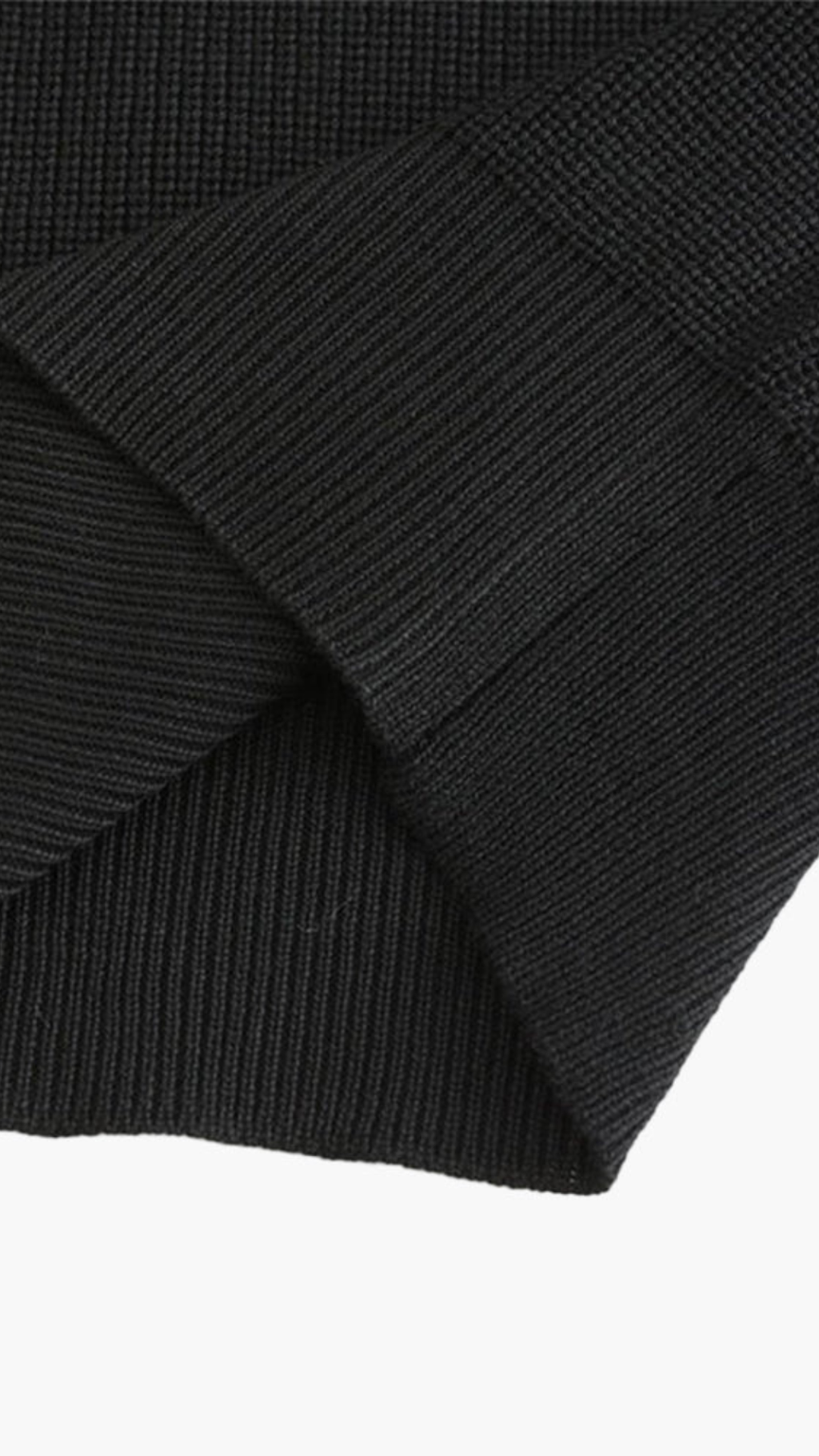 JERSEY NEGRO DE PUNTO ELEGANTE