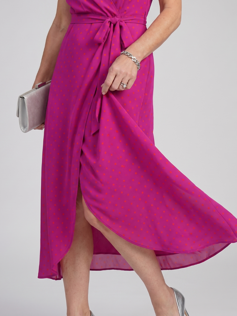 Priya | Vestido midi cruzado con estampado floral y manga corta