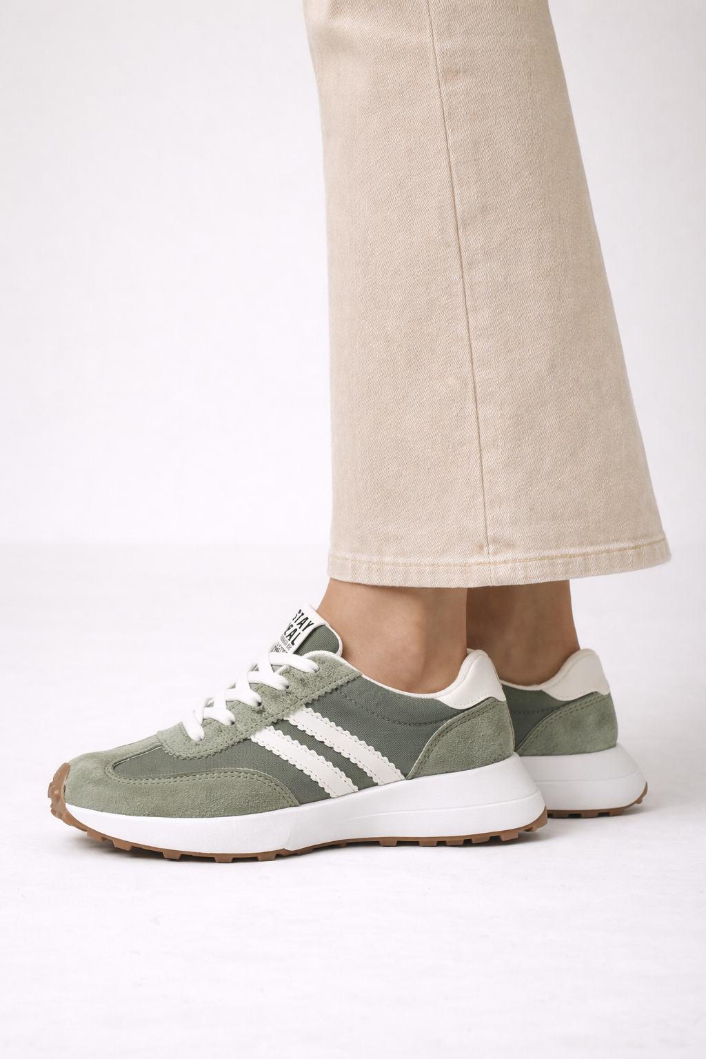 ZAPATILLAS INFORMALES ELEGANTES