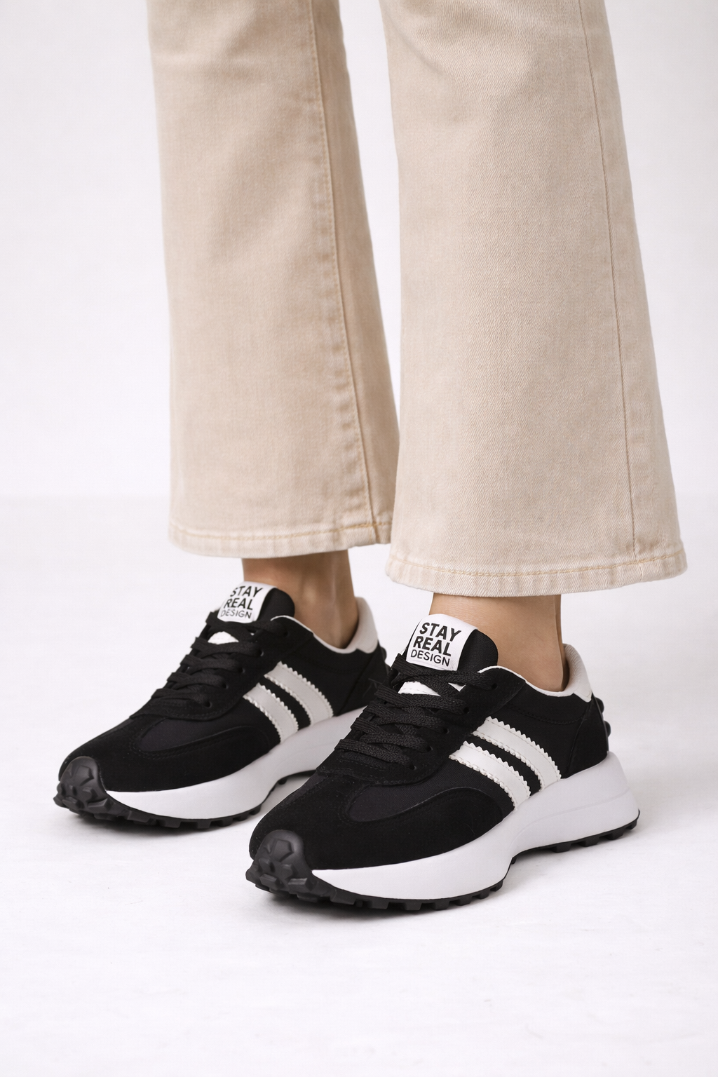 ZAPATILLAS INFORMALES ELEGANTES