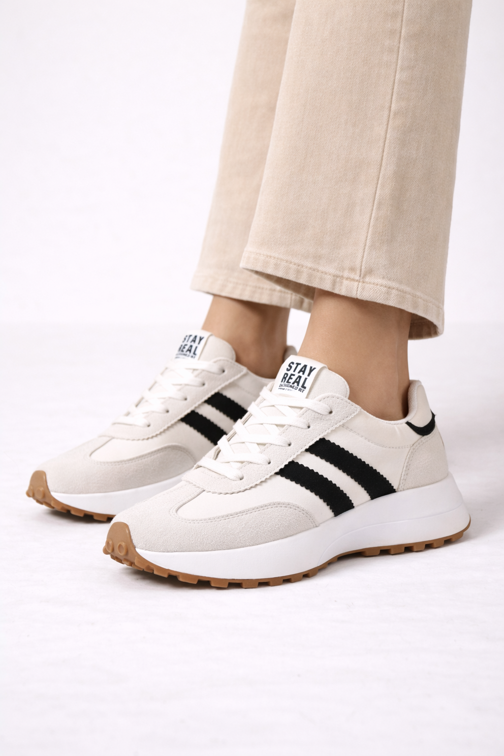 ZAPATILLAS INFORMALES ELEGANTES