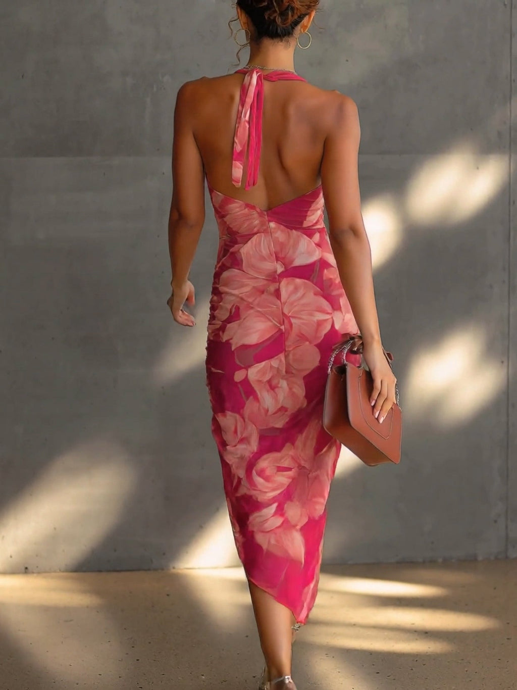 Gabriel Moreno - Vestido Bodycon Sin Mangas con Estampado Floral Fucsia