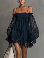 Gabriel Moreno - Noemi | Mini Vestido de Gasa Azul Marino con Escote Off-Shoulder, Encaje y Mangas Transparentes