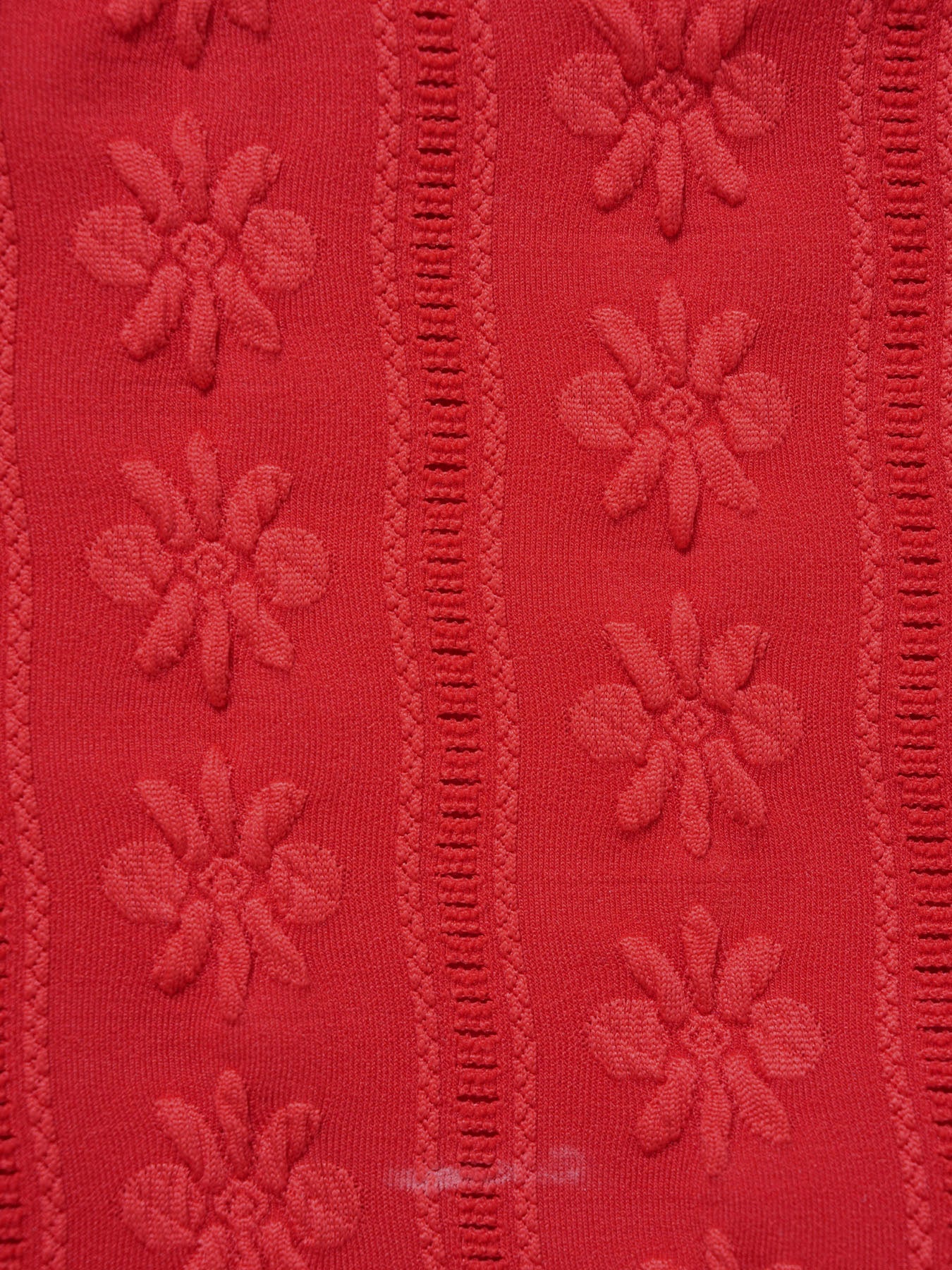 Conjunto de bikini rojo con estampado jacquard, cuello halter y cordón