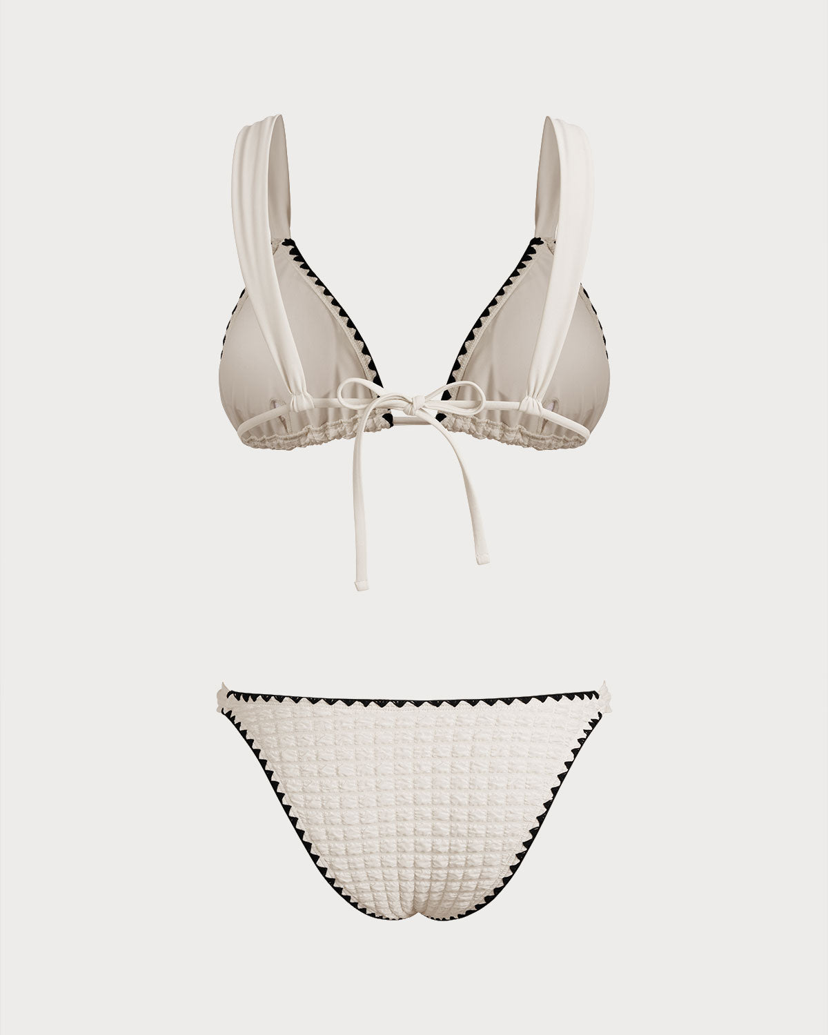 Conjunto de bikini con triángulos en blanco y contraste